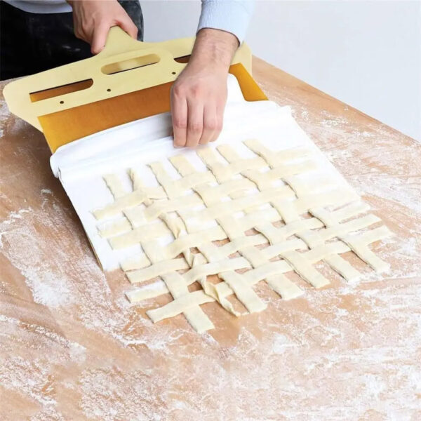 Sliding Non-Stick Pizza Shovel & Cutting Board – Kitchen Baking Tool - Image 4